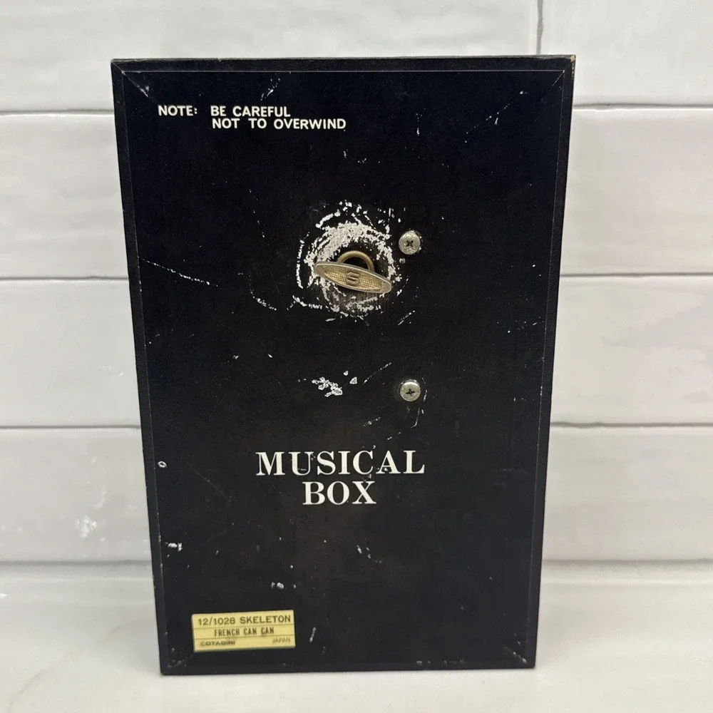 OTAGIRI Japan Magic Dancer Skeleton 12/1028 Music Box French CAN CAN Not Working